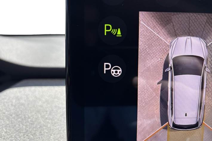 Blå Skoda Enyaq fra 2023