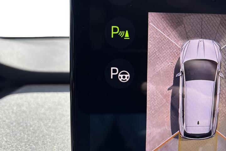 Blå Skoda Enyaq fra 2023