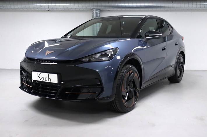 Blå Cupra Tavascan fra 2024