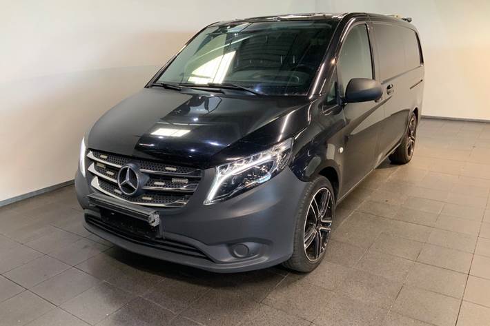 Sort Mercedes Vito 114 fra 2017
