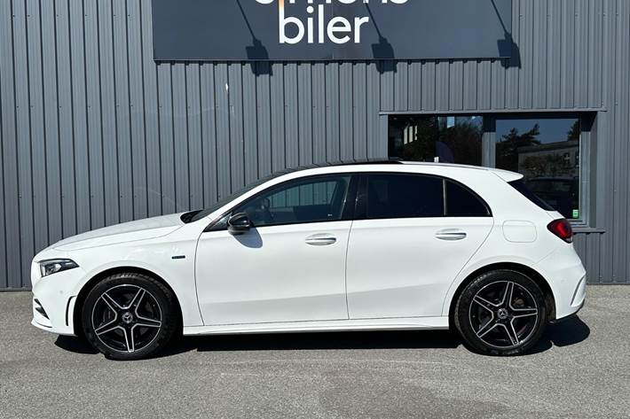 Hvid Mercedes A250 e fra 2021