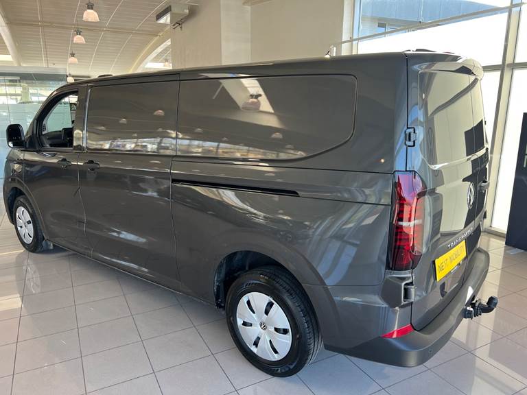 VW Transporter 2,0 TDi 150 Comfort Kassevogn aut. LWB