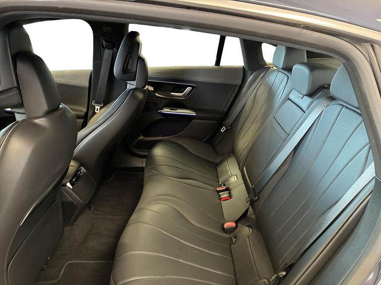 Mercedes EQE300 Electric Art