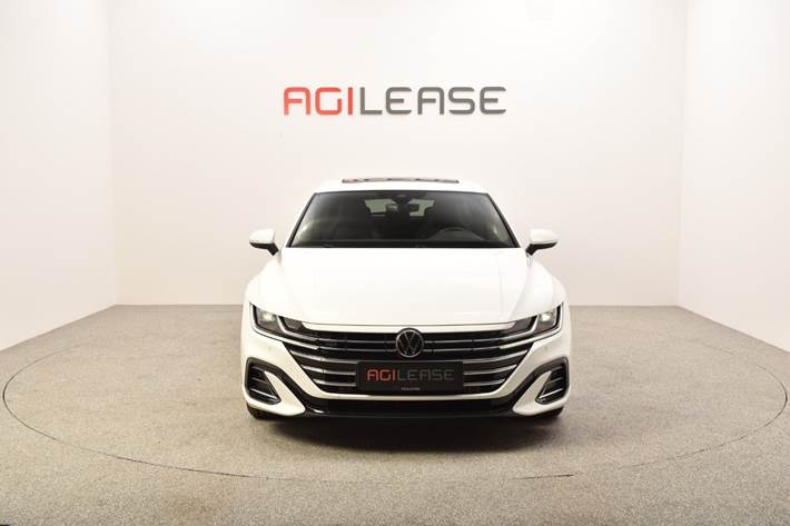 Hvid VW Arteon fra 2021