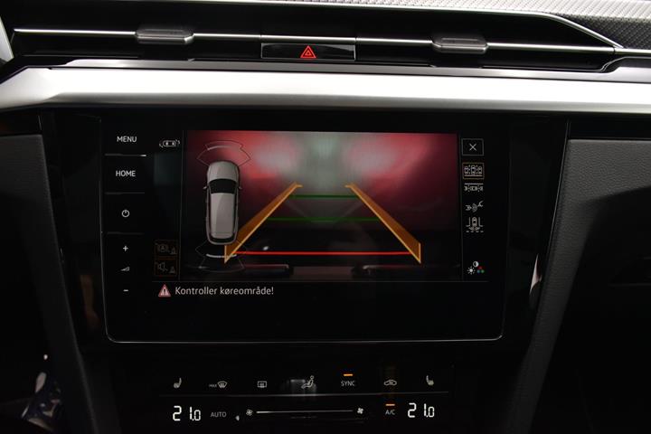 Hvid VW Arteon fra 2021