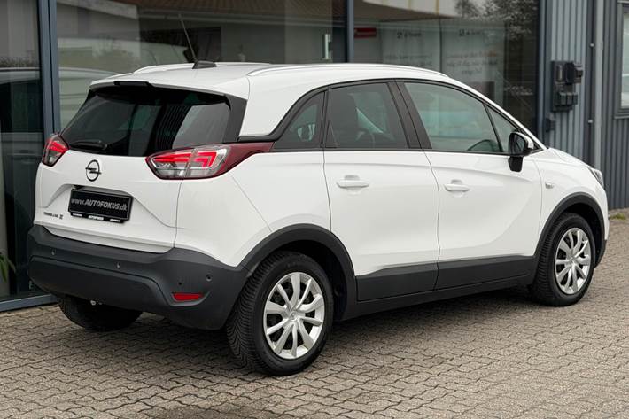 Hvid Opel Crossland X fra 2018