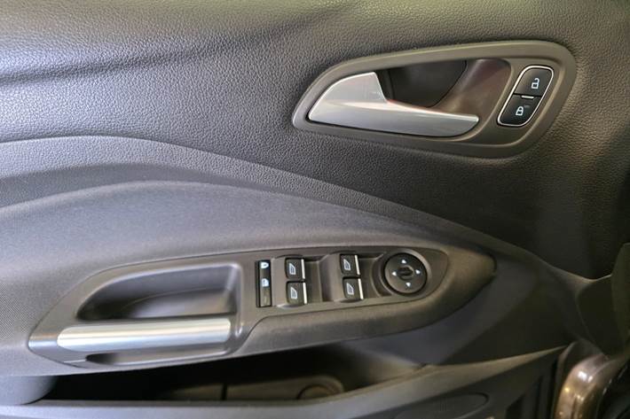Brun Ford C-MAX fra 2018
