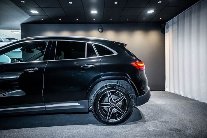Sort Mercedes EQA250+ fra 2026