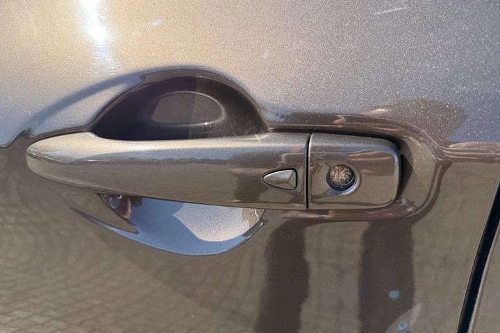 Kobber Nissan Qashqai fra 2016