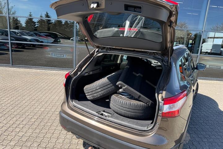 Kobber Nissan Qashqai fra 2016