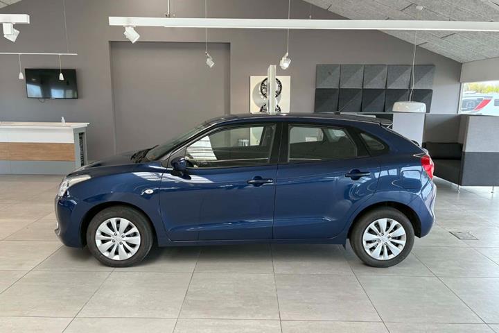 Blå Suzuki Baleno fra 2018