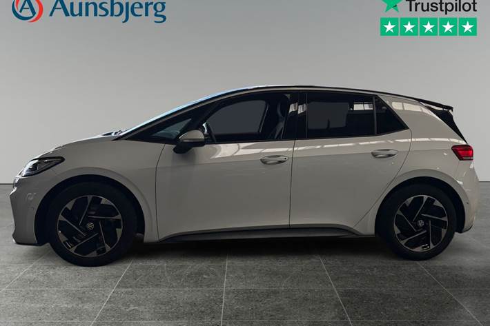 Hvid VW ID.3 fra 2023