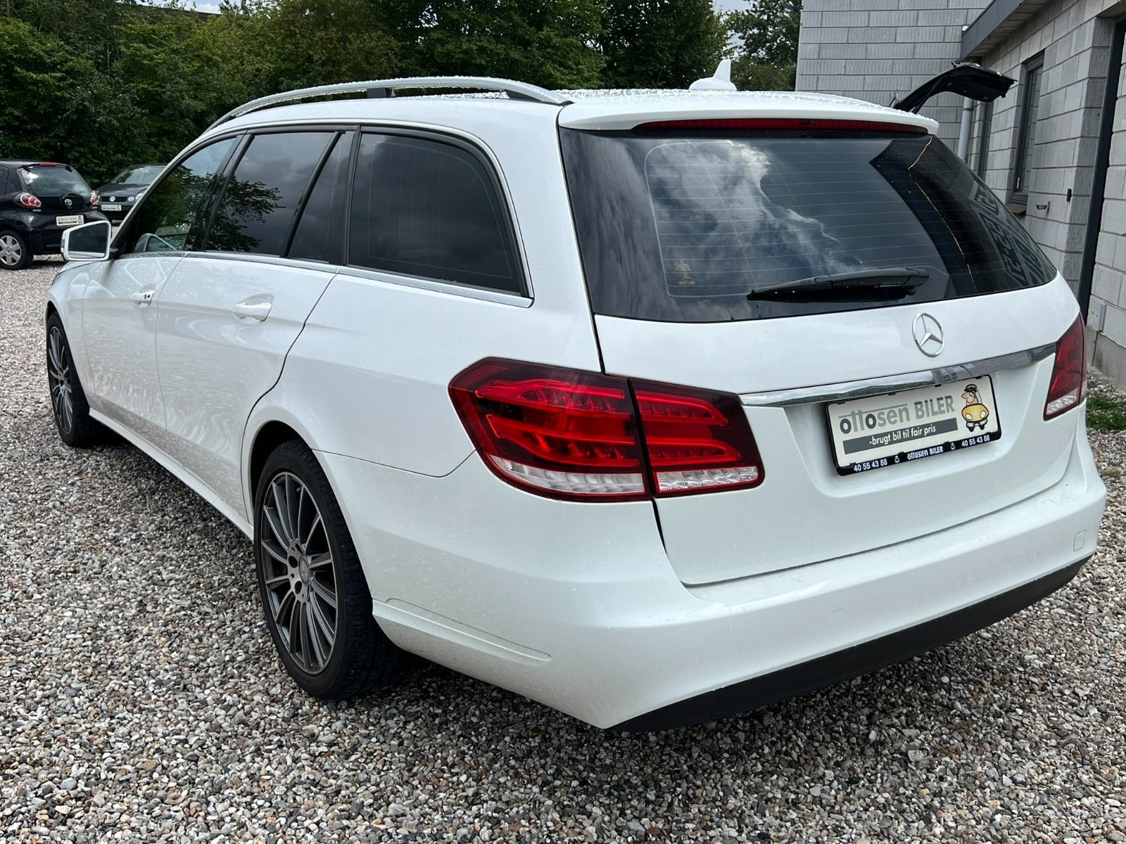Hvid Mercedes E200 fra 2016