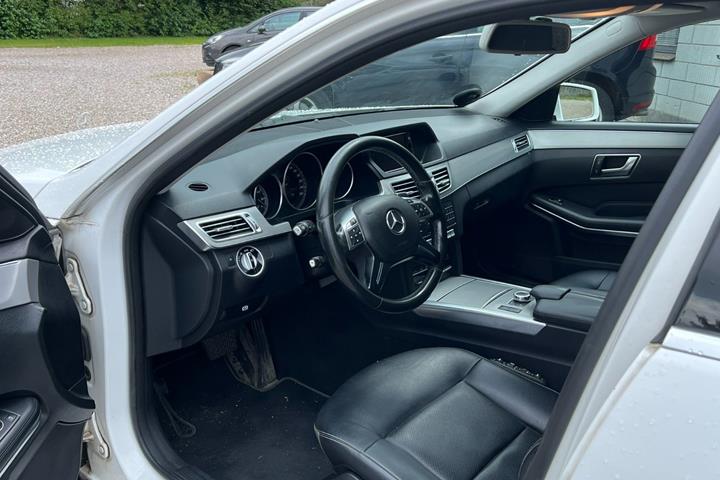 Hvid Mercedes E200 fra 2016
