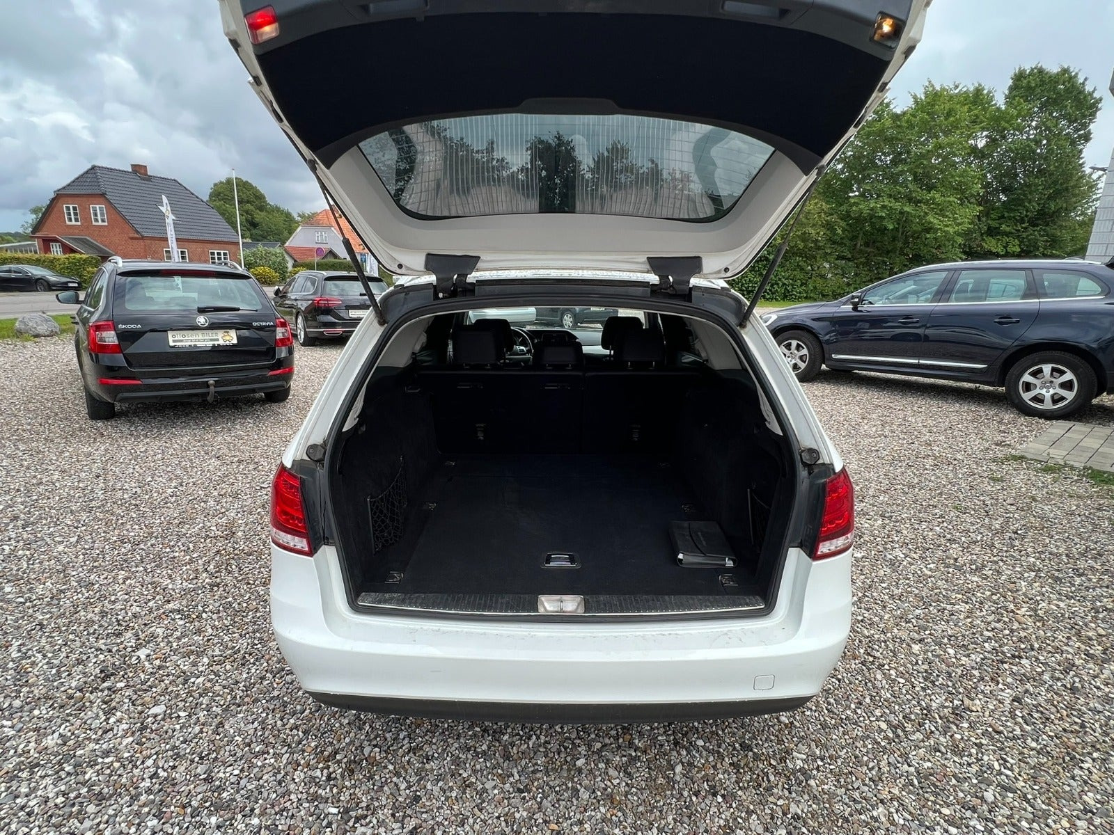 Hvid Mercedes E200 fra 2016
