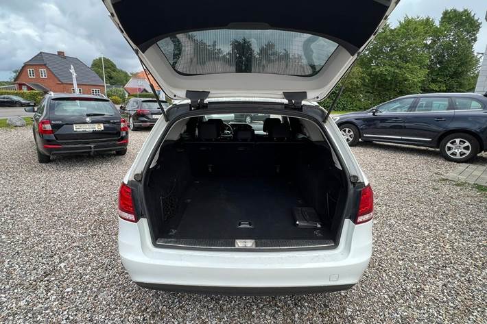 Hvid Mercedes E200 fra 2016