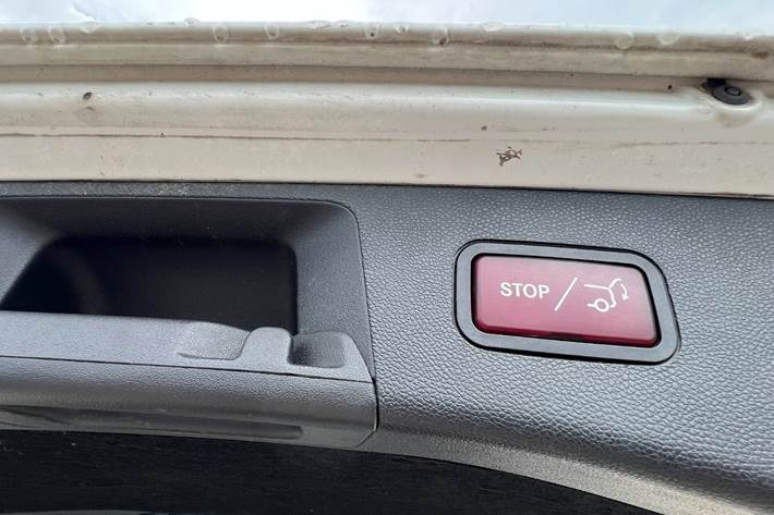 Hvid Mercedes E200 fra 2016