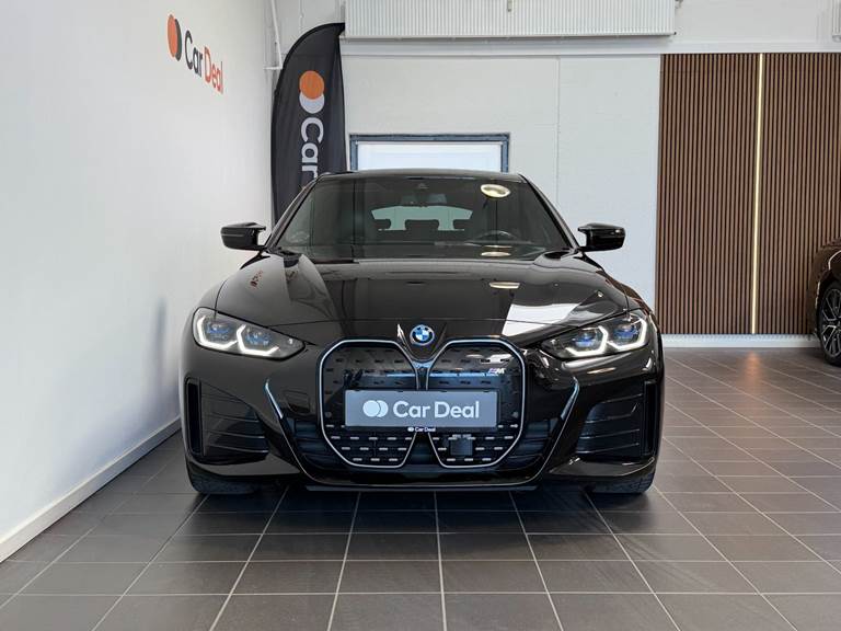 BMW i4 M50 Fully Charged xDrive