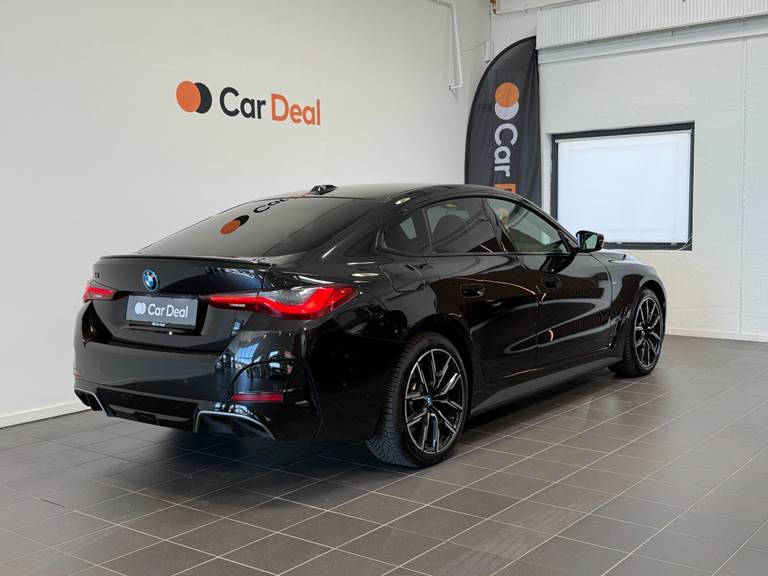 BMW i4 M50 Fully Charged xDrive