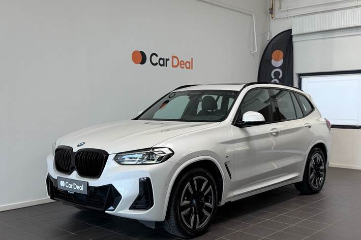 Hvid BMW iX3 fra 2022