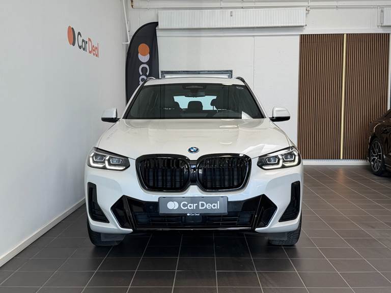 BMW iX3 Charged M-Sport