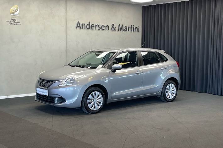 Grå Suzuki Baleno fra 2020