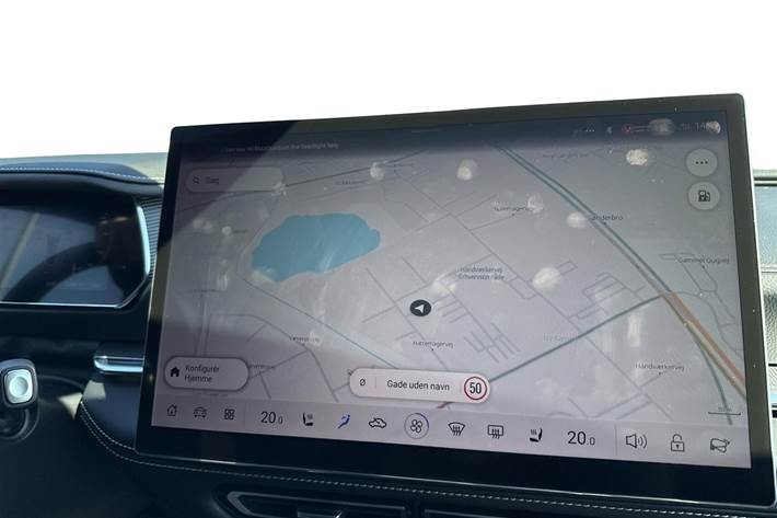 Rød Mazda 6e fra 2026