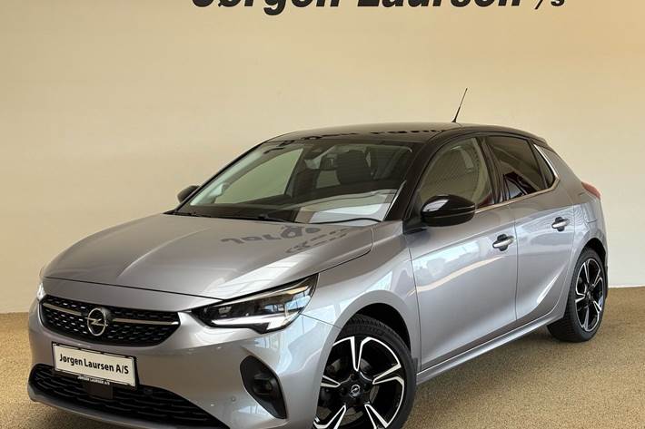 Grå Opel Corsa fra 2021