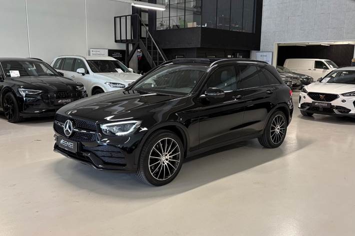 Sort Mercedes GLC300 e fra 2021