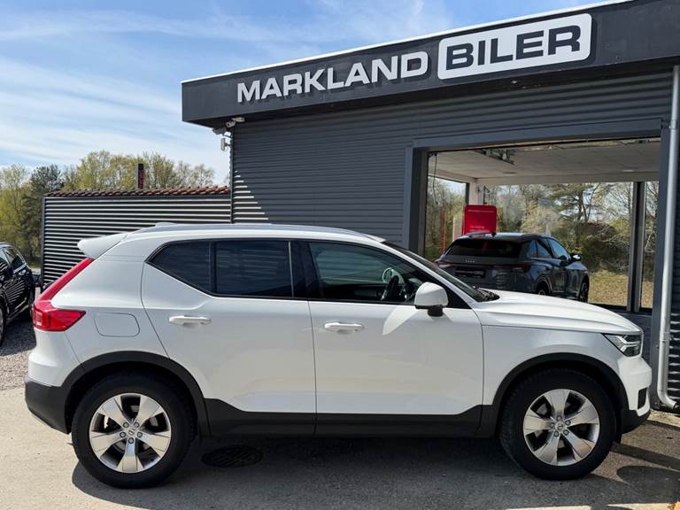 Volvo XC40 2,0 D4 190 Momentum aut. AWD