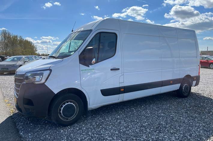 Hvid Renault Master IV T35 fra 2024