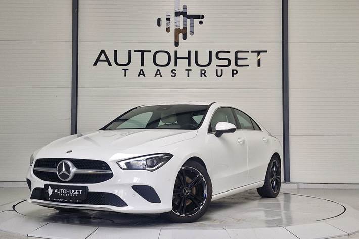 Hvid Mercedes CLA200 fra 2020
