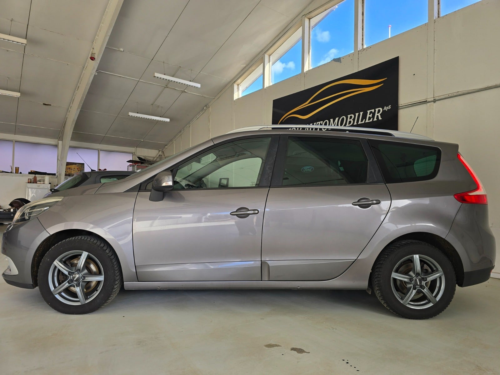 undefined Renault Grand Scenic III fra 2014