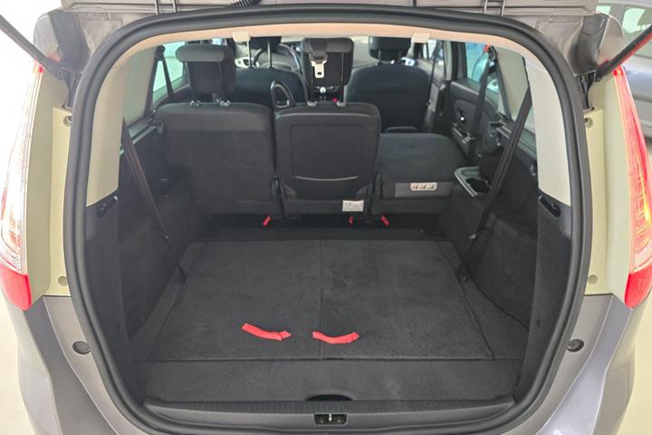 undefined Renault Grand Scenic III fra 2014