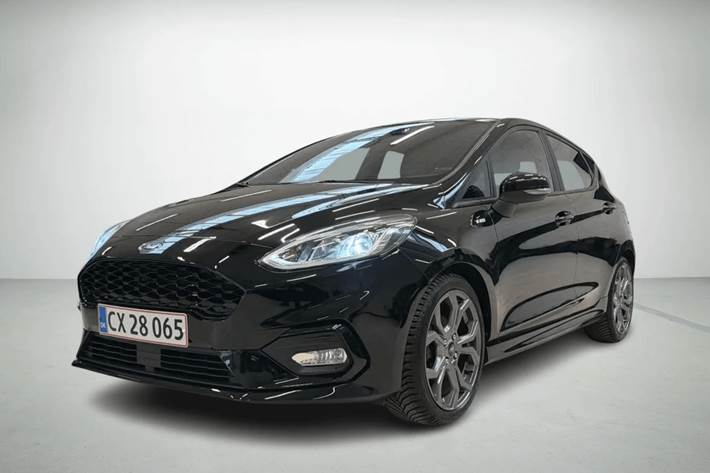 Sort Ford Fiesta fra 2020 set udefra