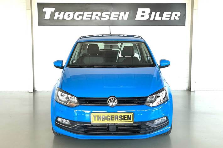 Blå VW Polo fra 2015