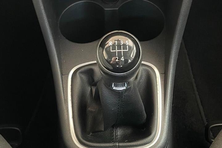 Blå VW Polo fra 2015