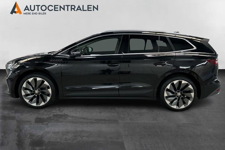 Sort Skoda Enyaq fra 2022