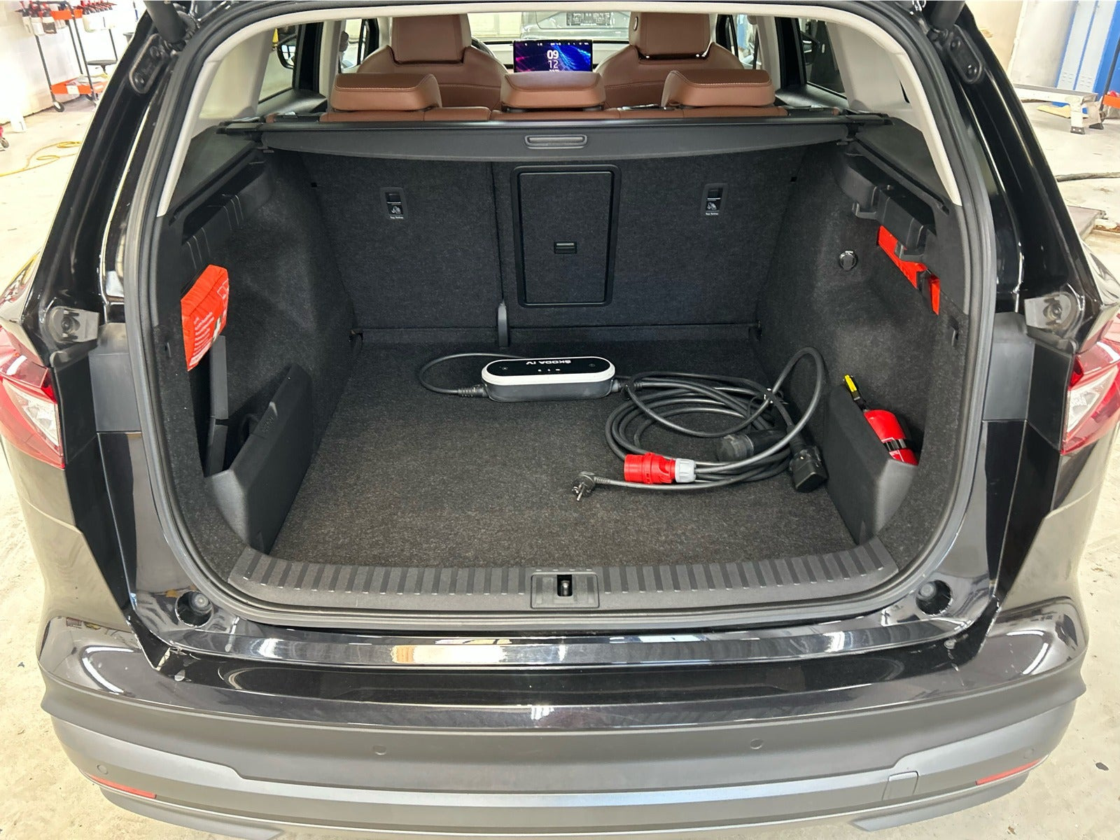 Sort Skoda Enyaq fra 2022