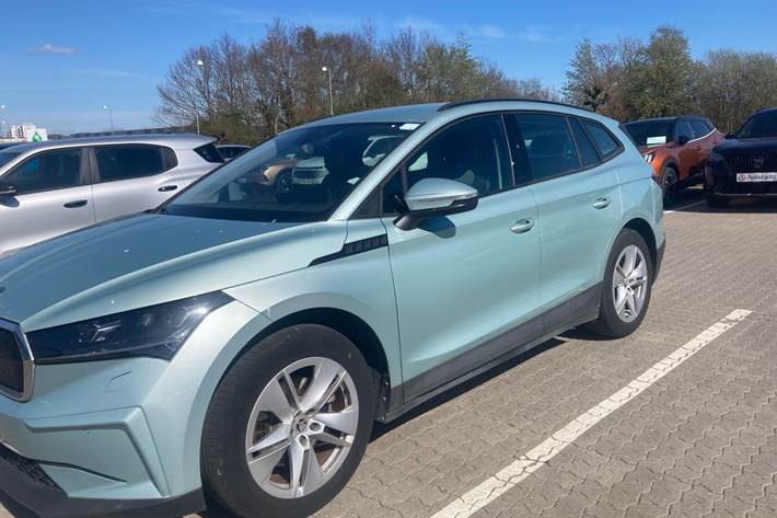 Grøn Skoda Enyaq fra 2022
