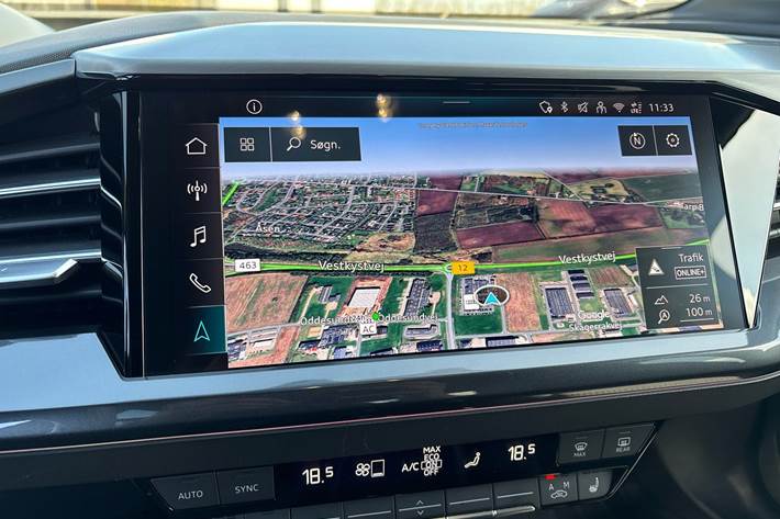 Grå Audi Q4 e-tron fra 2024