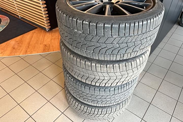 Grå Mercedes C450 fra 2016