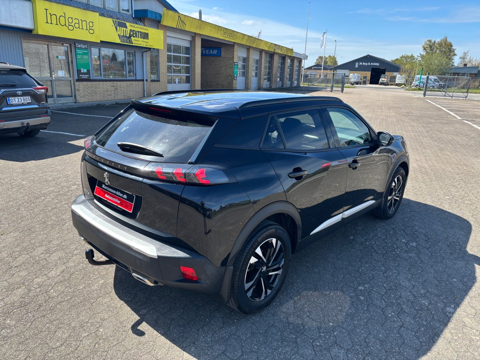 Sort Peugeot 2008 fra 2021