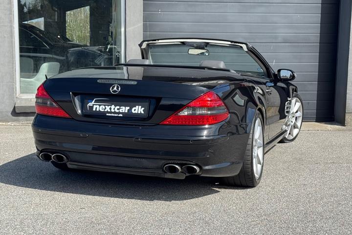 Sort Mercedes SL55 fra 2003