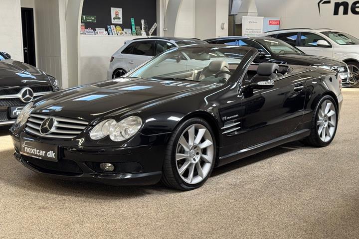 Sort Mercedes SL55 fra 2003 set udefra