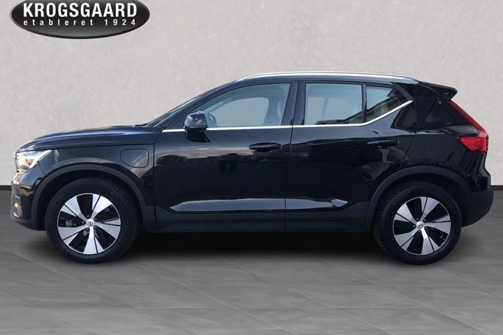 Sort Volvo XC40 fra 2022