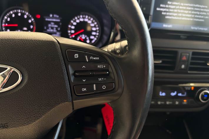 Sort Hyundai i10 fra 2021