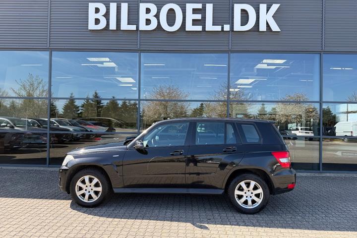 Sort Mercedes GLK220 fra 2009