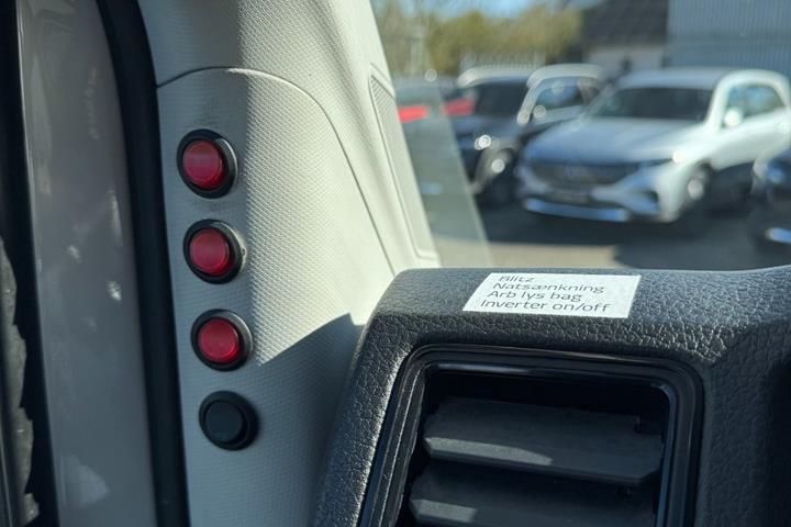 undefined VW Crafter 50 fra 2021 set indefra