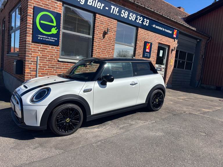 Mini Cooper SE Yours Trim